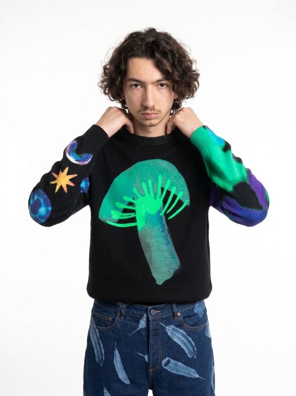 graphic-print cotton jumper, Feathers straight-leg jeans - Colorful Clothes